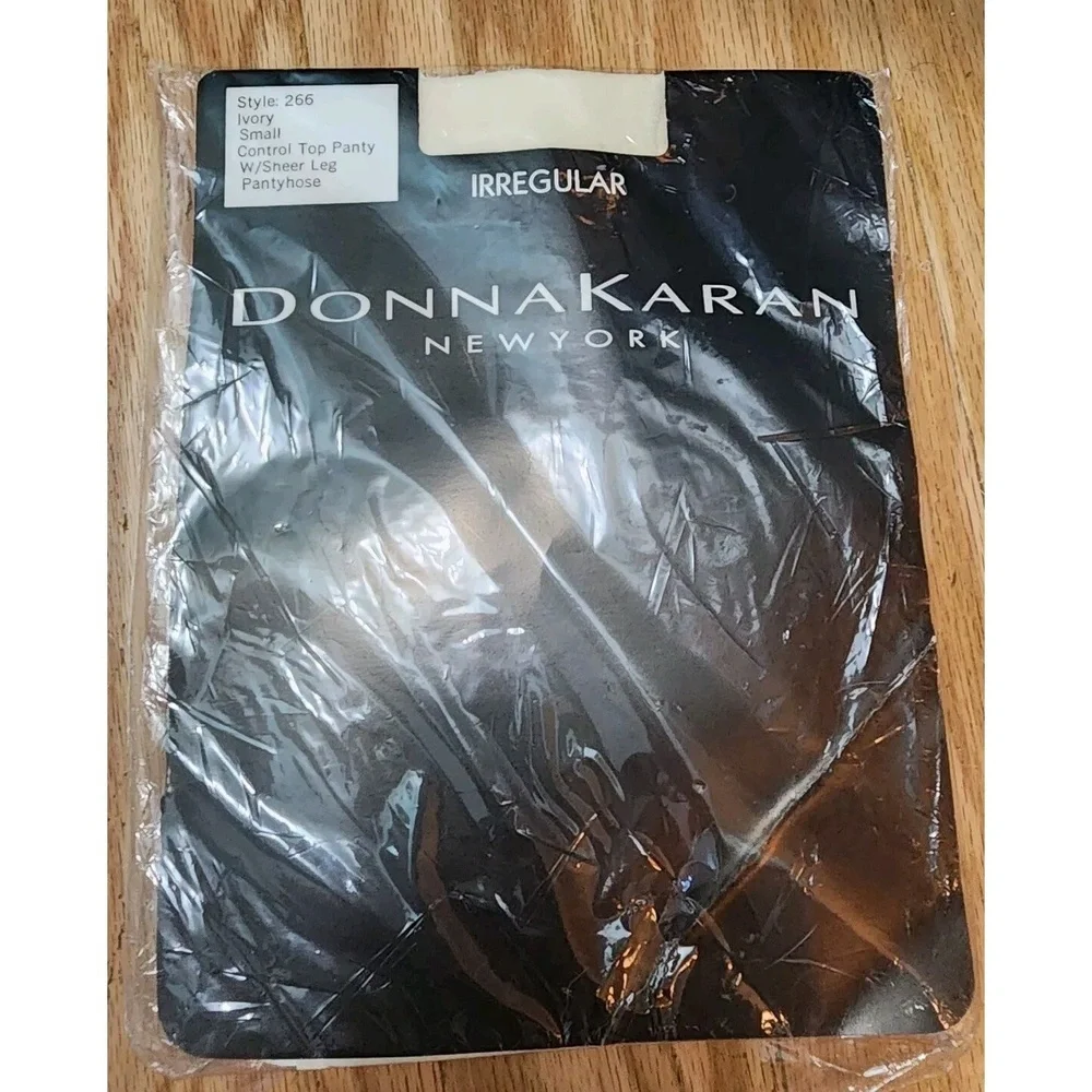 Vtg 1990 Donna Karen NY Irregular Ivory‎ Small Control Top Panty Sheer Pantyhose